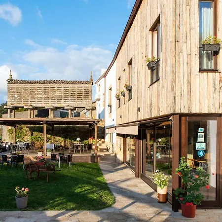 Country house Liresca Lires